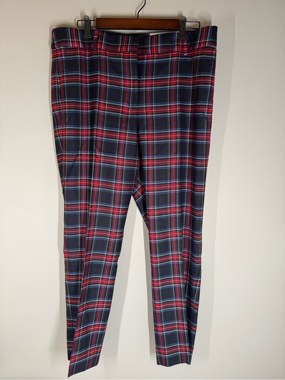 Talbots Black/Red/Navy/White Plaid Straight-Leg Women’s Hampshire Ankle Sz 14